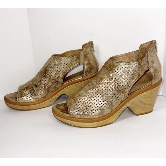 Naturalizer Gold Peep-Toe Sandals - Picture 14 of 14